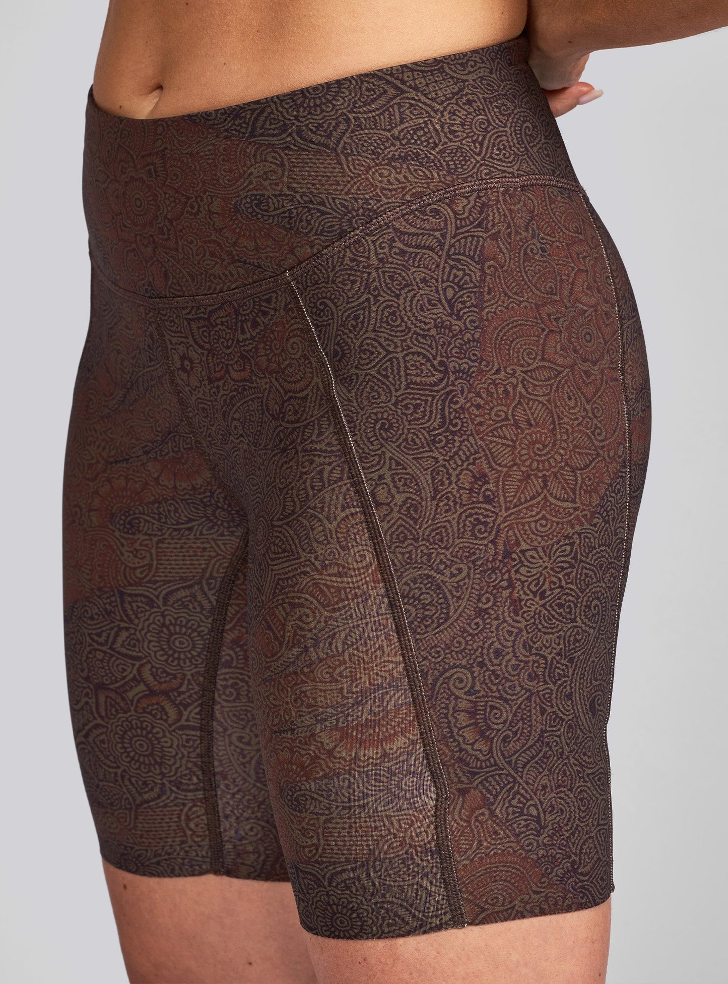 W's 7" Pace Short