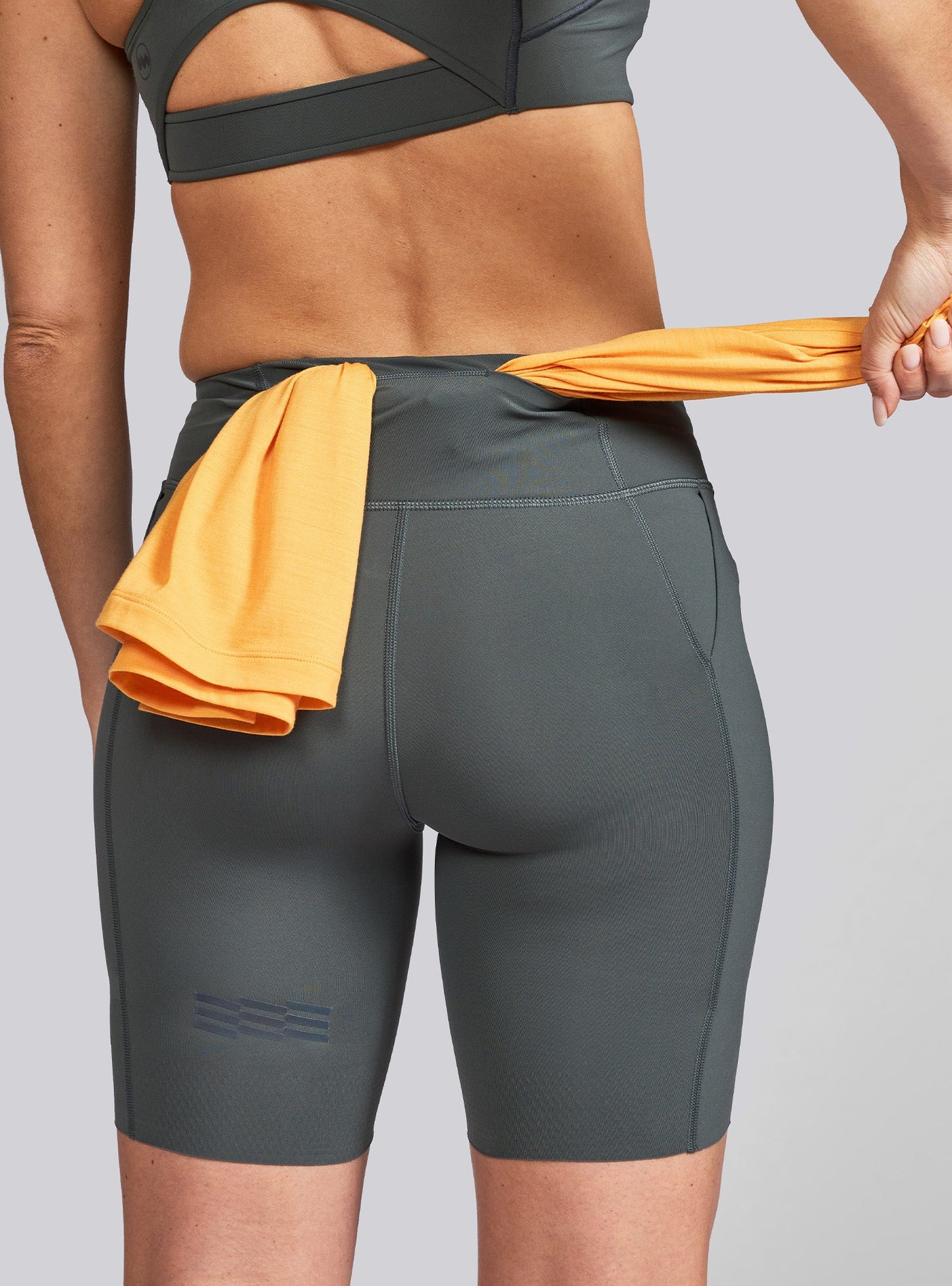 W's 7" Pace Short