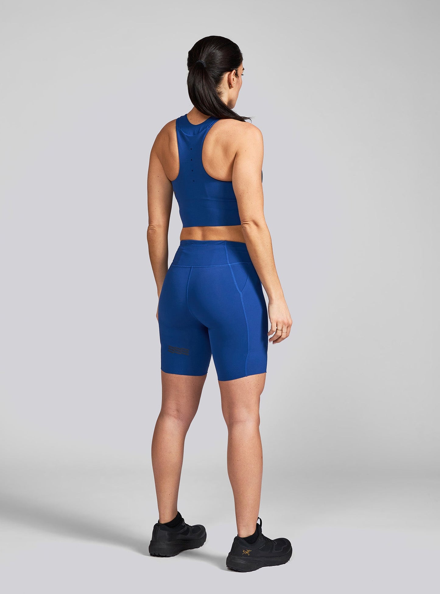 W's 7" Pace Short