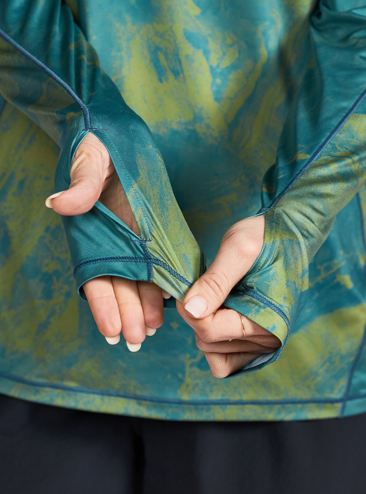 W's Sunchaser 50 Hooded Long Sleeve
